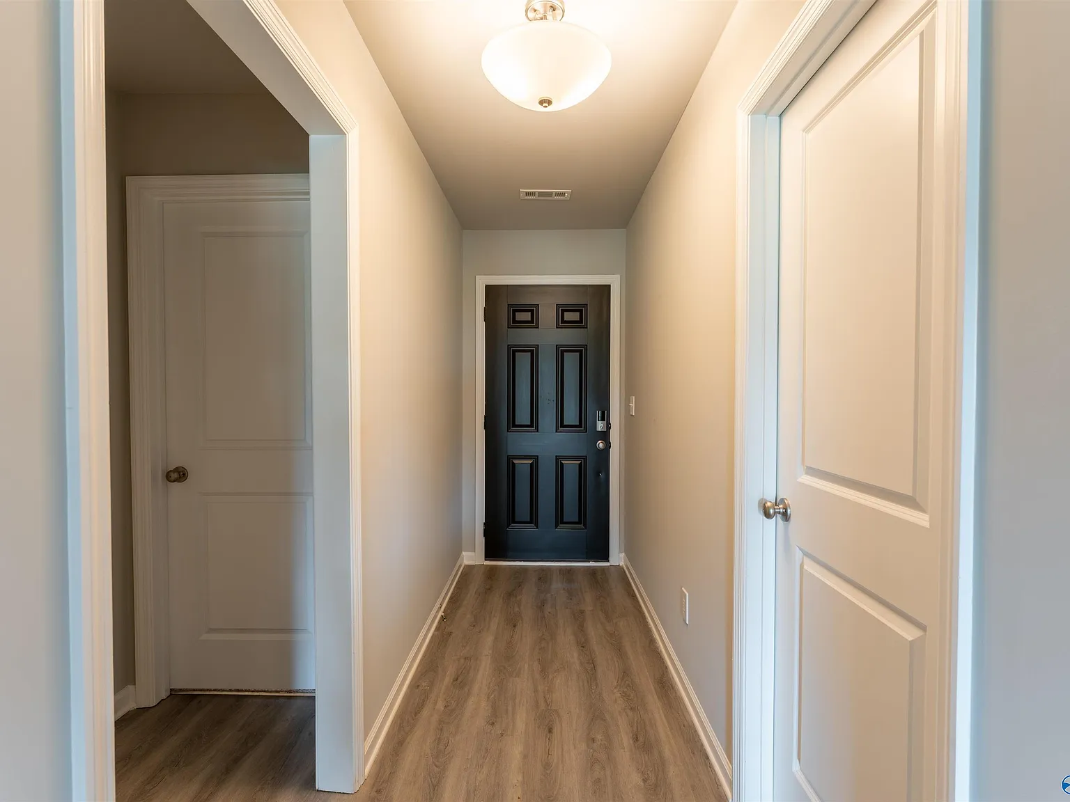 4 bed, 2.0 bath, 1748 sqft, $1,775 — Photo 3