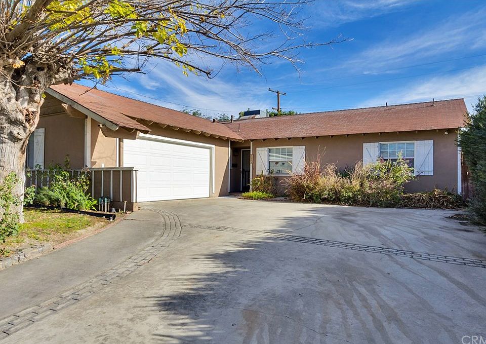 1st image of 3005 Little Mountain Dr
