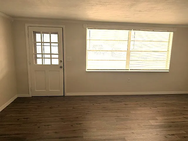 2 bed, 1292 sqft, $1,650 — Photo 4