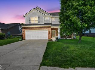 7148 N Chelmsford Dr, McCordsville, IN 46055