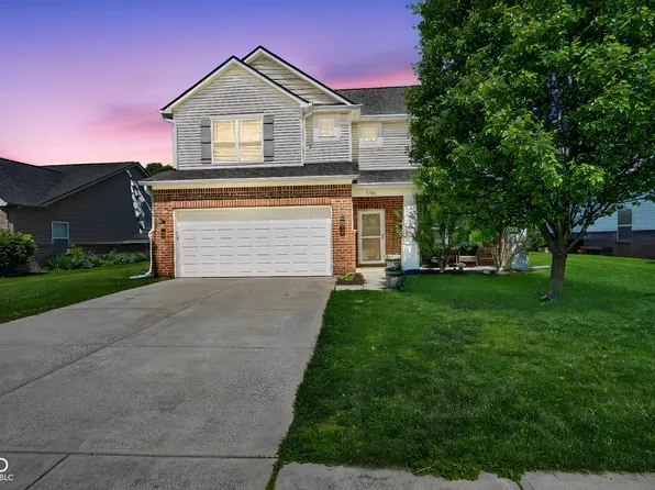 7148 N Chelmsford Dr, McCordsville, IN 46055