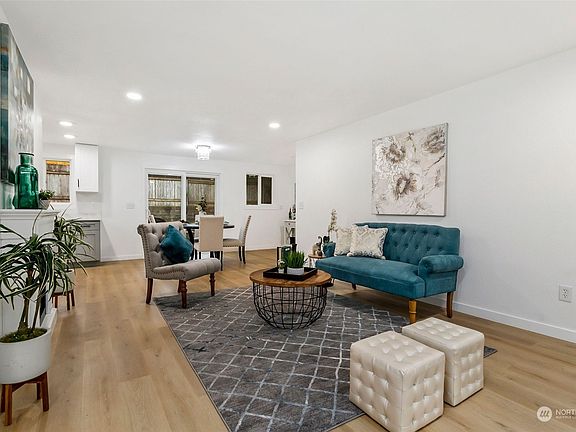 5th image of 21128 119th Street E