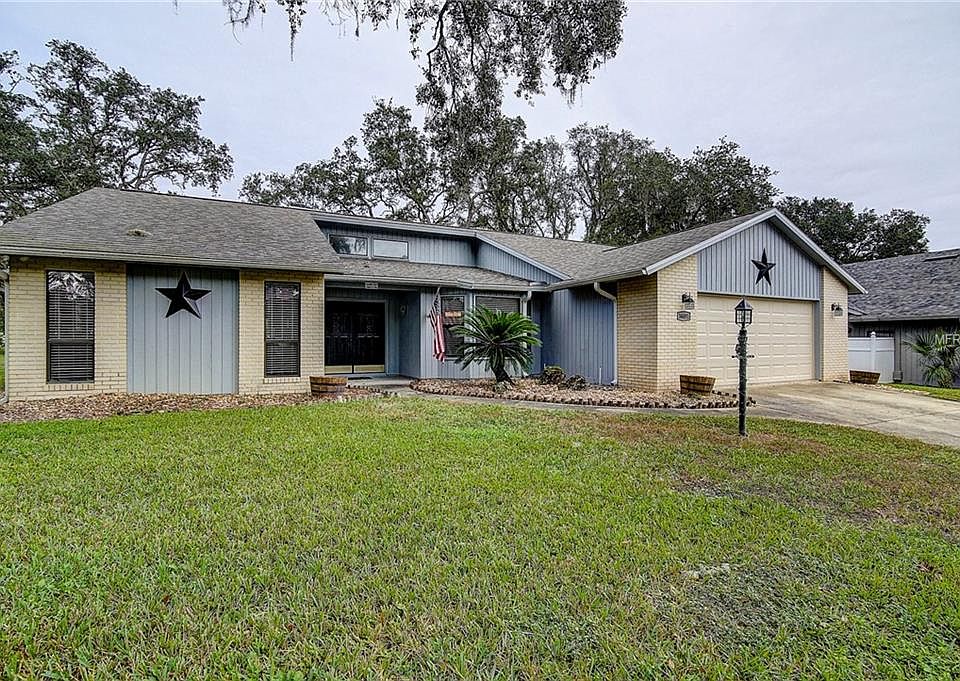 1st image of 34491 Cedarfield Dr