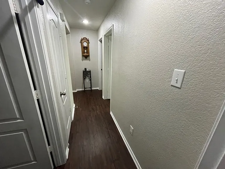 10210 Dixon Wood — Photo 6