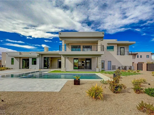 5880 Westwind Rd, Spring Valley, NV 89118