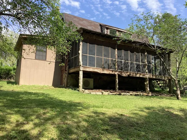 907 Bell Ave, Signal Mountain, TN 37377