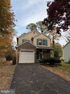 480 Lake Dr, Lusby, MD, 20657