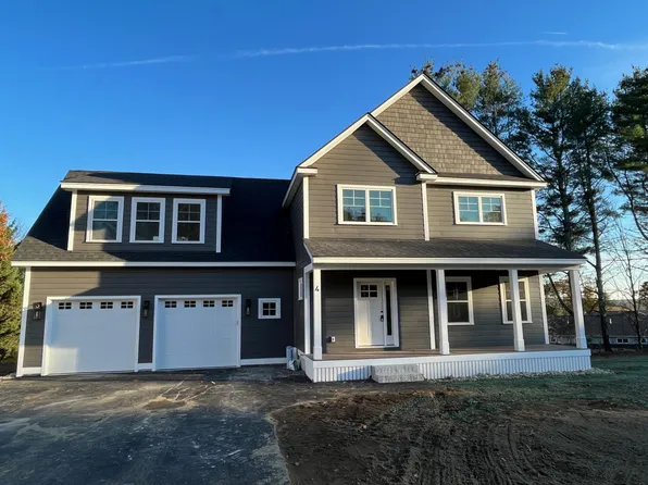 4 Lucy Lane, Falmouth, ME 04105