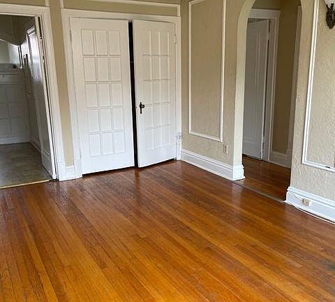 4th image of 1018 Art Hill Pl APT 3N