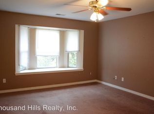 1289 Hillcrest Pl APT B, Branson, MO 65616
