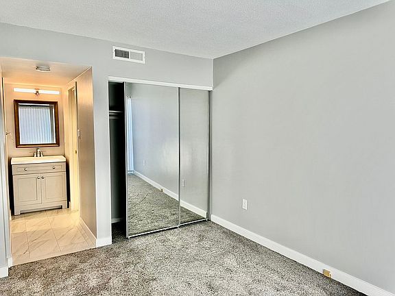 3rd image of 1300 Army Navy Dr APT 720