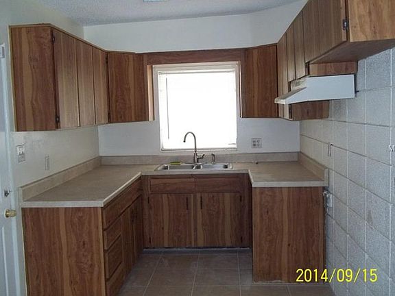 2nd image of 1740 N Powers Dr