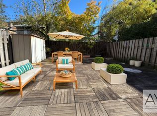 601 Ocean Pkwy #1, Brooklyn, NY 11218