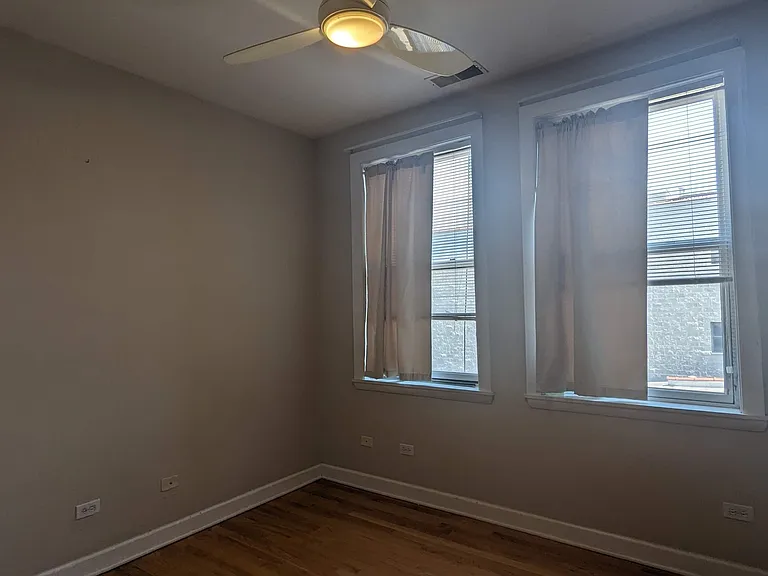 1738 W Belmont Ave #3F — Photo 8