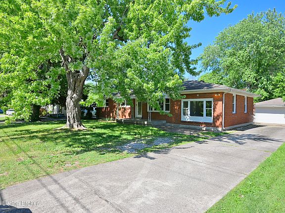 2nd image of 10704 Deering Rd