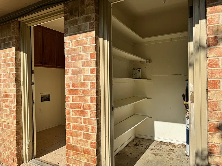 16048 Shoshone Dr — Photo 15