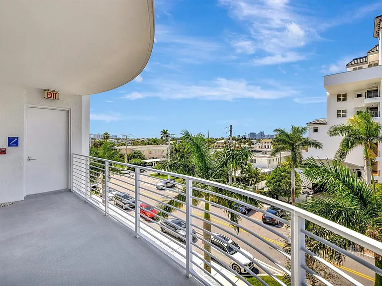 612 Bayshore Dr #301 — Photo 40