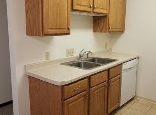 130 Anderson Dr APT 2, Virginia, MN 55792