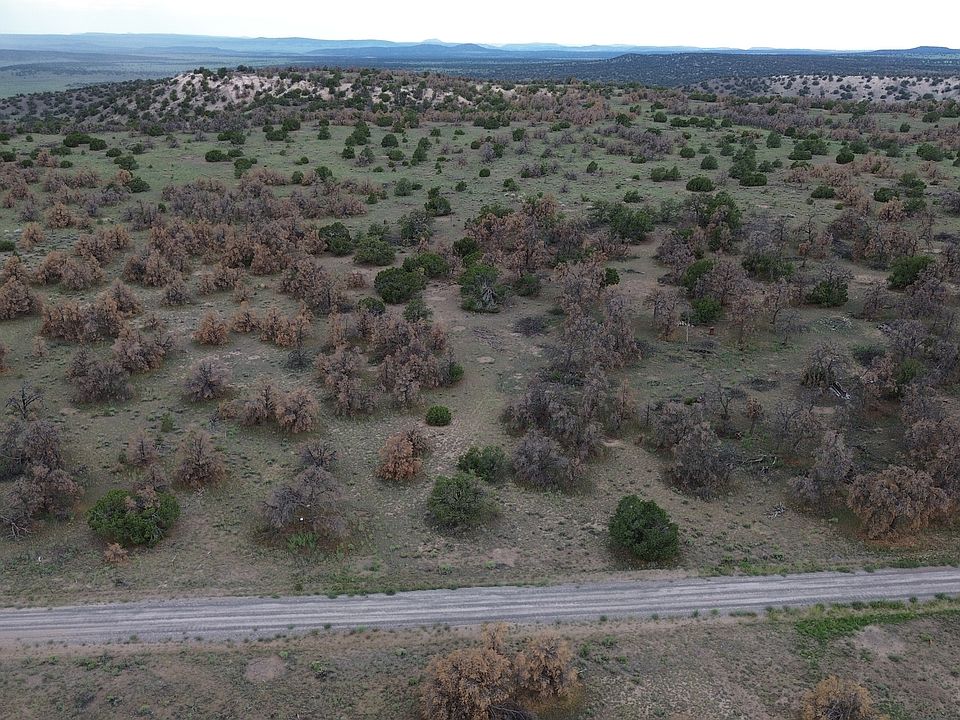 1st image of 15 River Ln #52