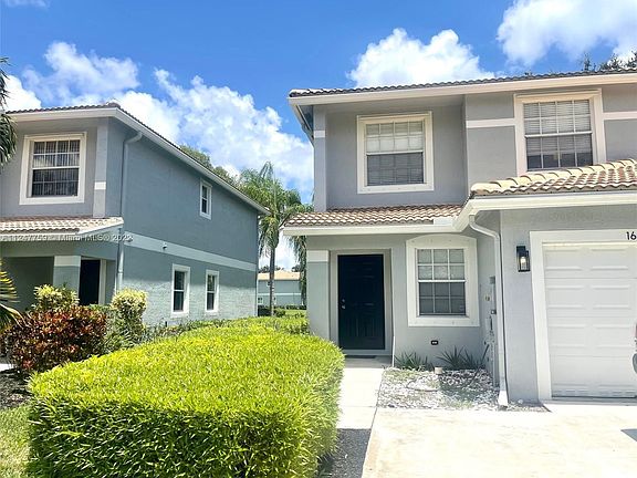 4th image of 16141 Sierra Palms Dr #0