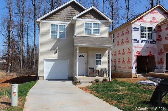 1st image of 107 Lookout Point Pl