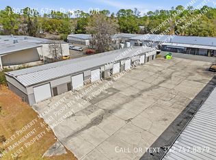 1901 NW 67th Pl #Q/R, Gainesville, FL 32653