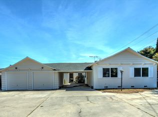 1686 Stevens Pl, Los Altos, CA 94024