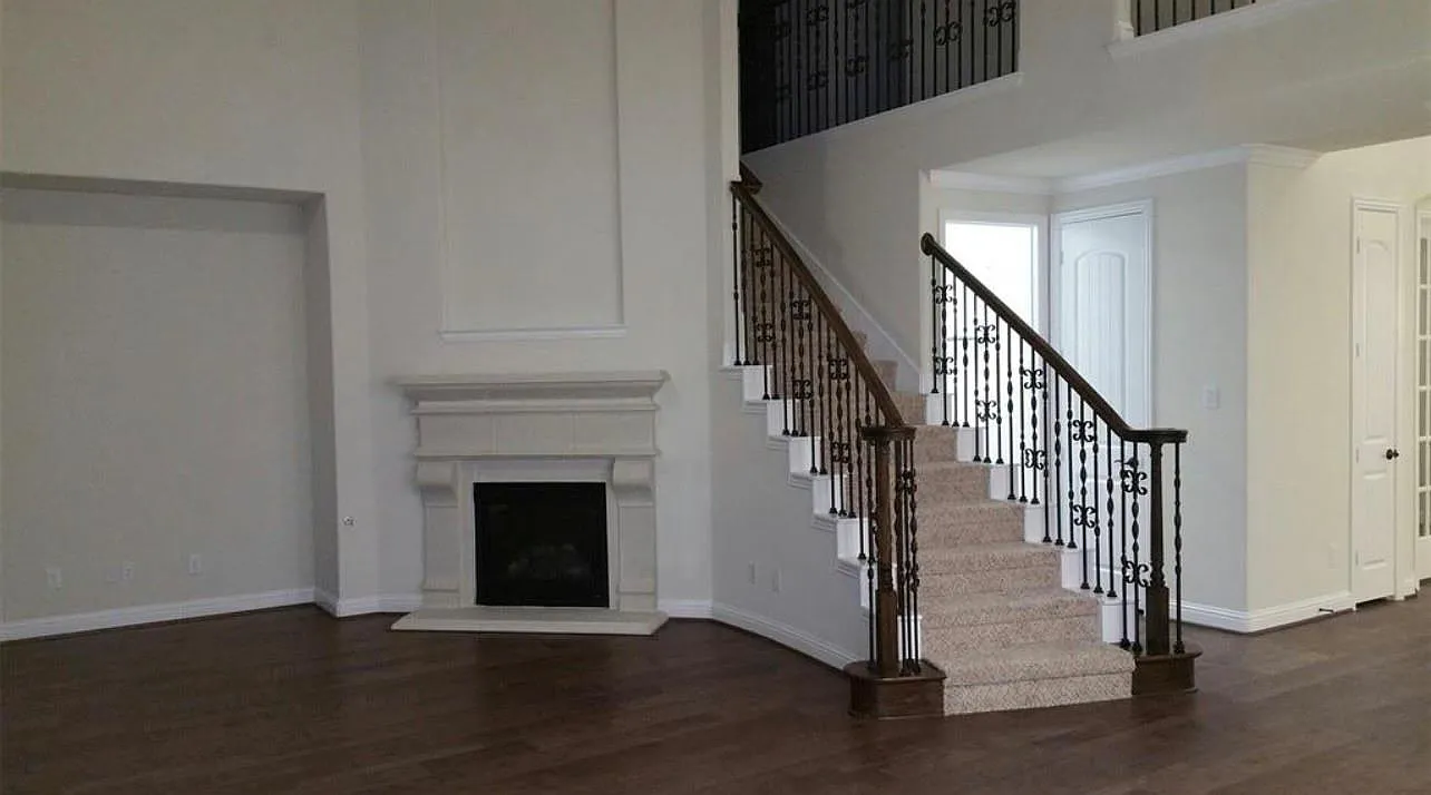 5 bed, 3.5 bath, 3674 sqft, $4,200 — Photo 4