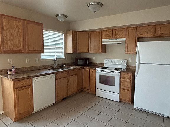 4th image of 713 17th St