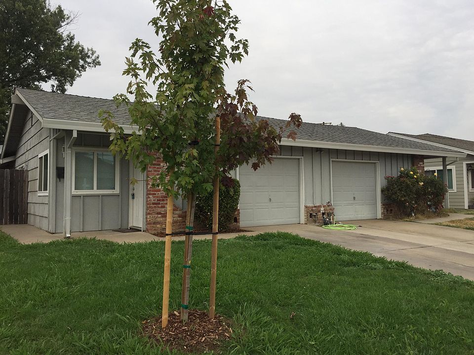 1st image of 9075 Salmon Falls Dr
