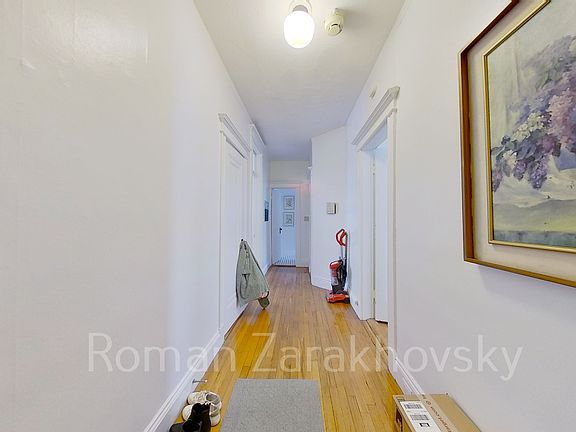 4th image of 4 Ayr Rd APT 34