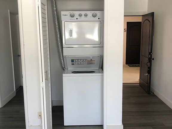 4th image of 800 Esplanade APT 7