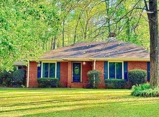 205 Olde Oak Dr, Jonesboro, GA 30238