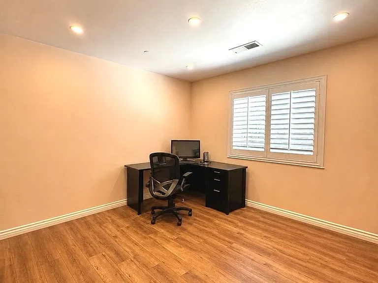 8210 Prentice Hall Dr — Photo 8
