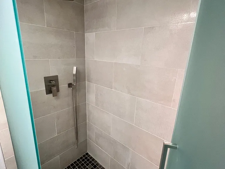 Double room bath