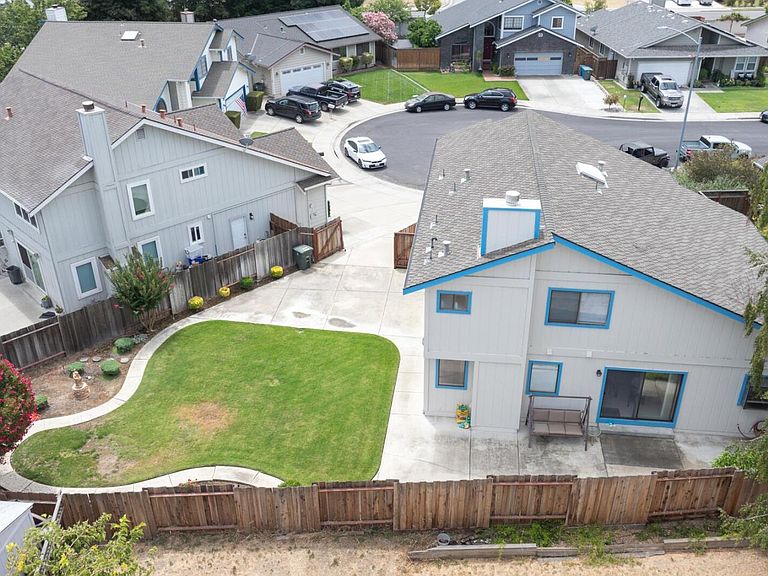 Listing photo 4