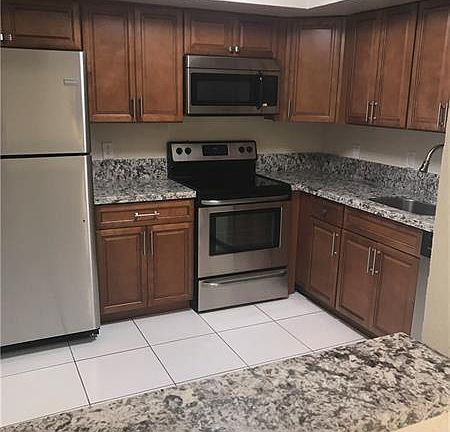 3rd image of 5850 NW 57th Ave APT 4
