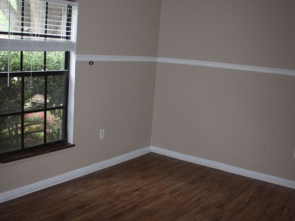 5th image of 8096 Great Valley Trl