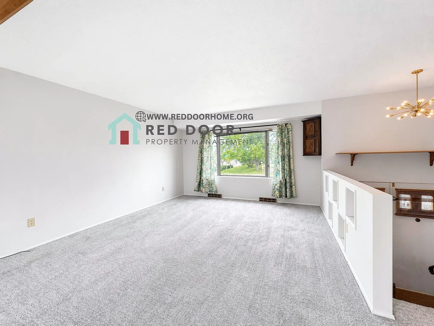 Spacious 4-Bedroom Home in Prime Fox Farm Neighborhood $2,400/Month — Photo 4