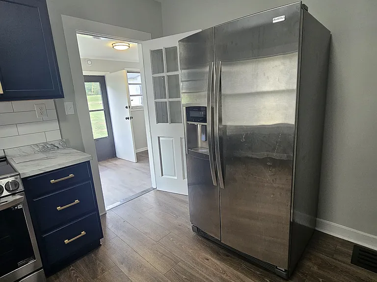 1060 Mulberry St — Photo 6