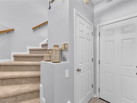 4th image of 42 Vista Cir #35A