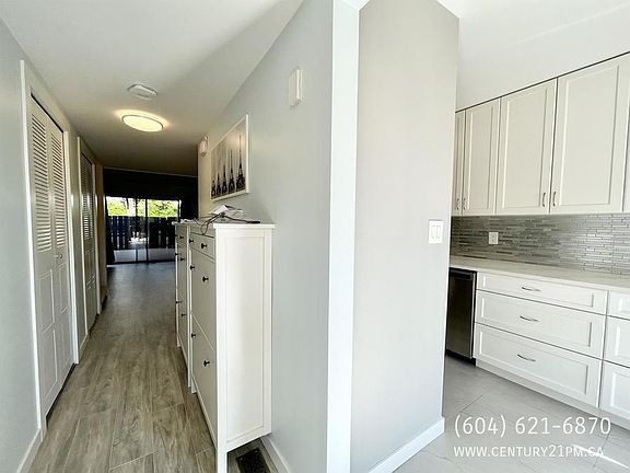 5th image of 22174 122nd Ave #1