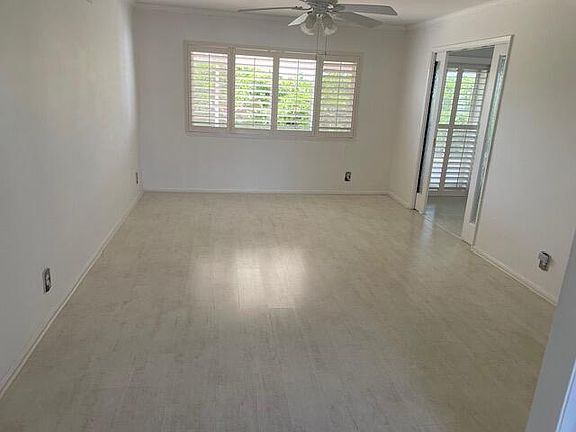 5th image of 5049 San Simeon Dr