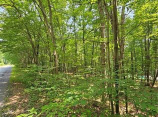 Dowbush Rd, Lehighton, PA 18235