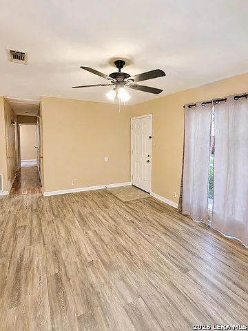 3 bed, 2.0 bath, 1134 sqft, $1,700 — Photo 2