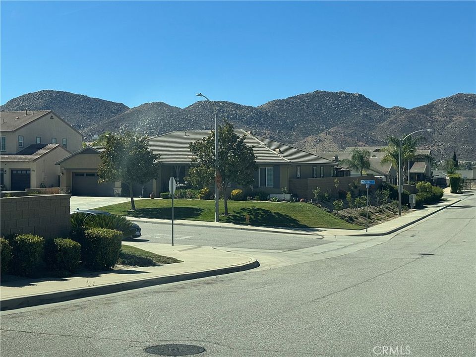 2nd image of 28952 Kenda Ct