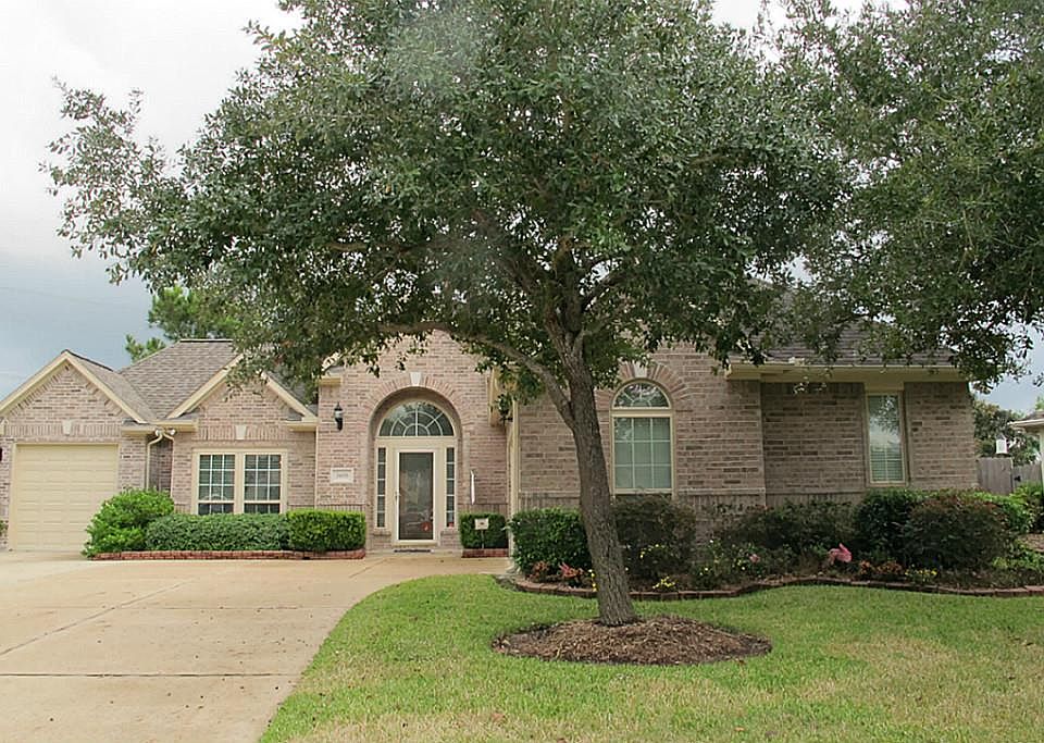 1st image of 1469 Garden Lakes Dr