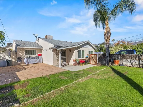 10323 Eldora Ave, Sunland, CA 91040