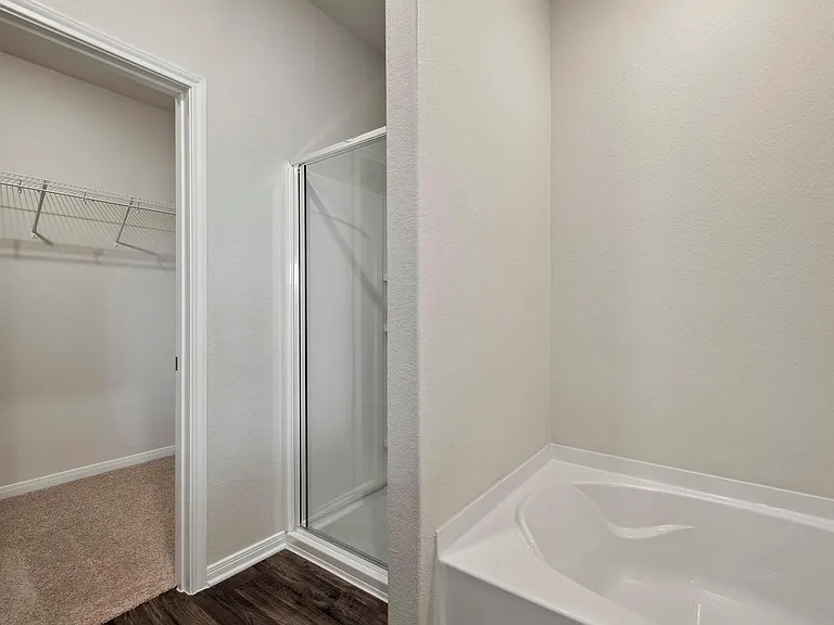 10403 Red Cardinal Dr — Photo 16