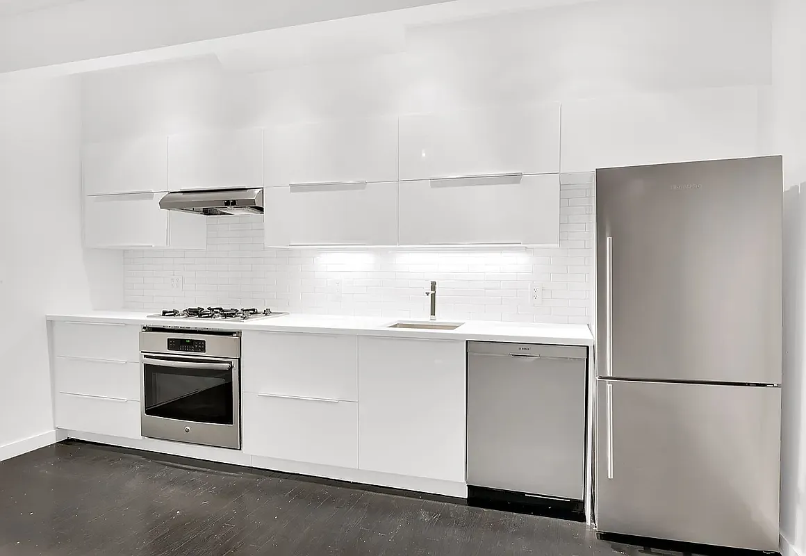 16 Judge Street — Photo 1